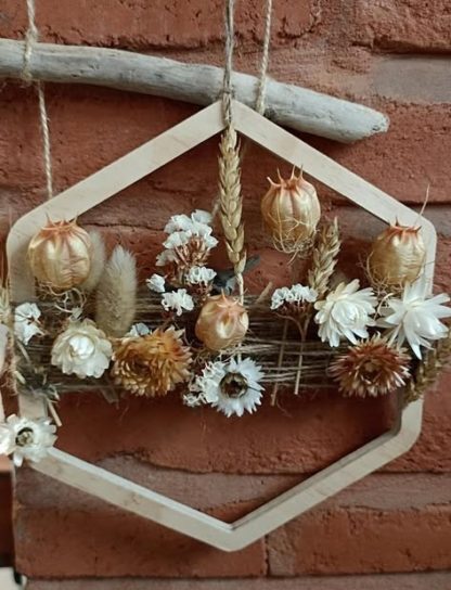 Une couronne éphémère, mais une beauté durable!
